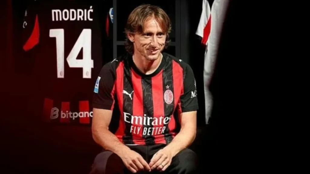 Luka Modric Resmi Bergabung dengan AC Milan, Cita-cita Sejak Kecil Terwujud