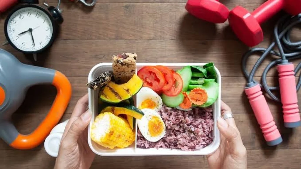 Menjalani Gaya Hidup Sehat: Sinergi Antara Olahraga dan Pola Makan Seimbang