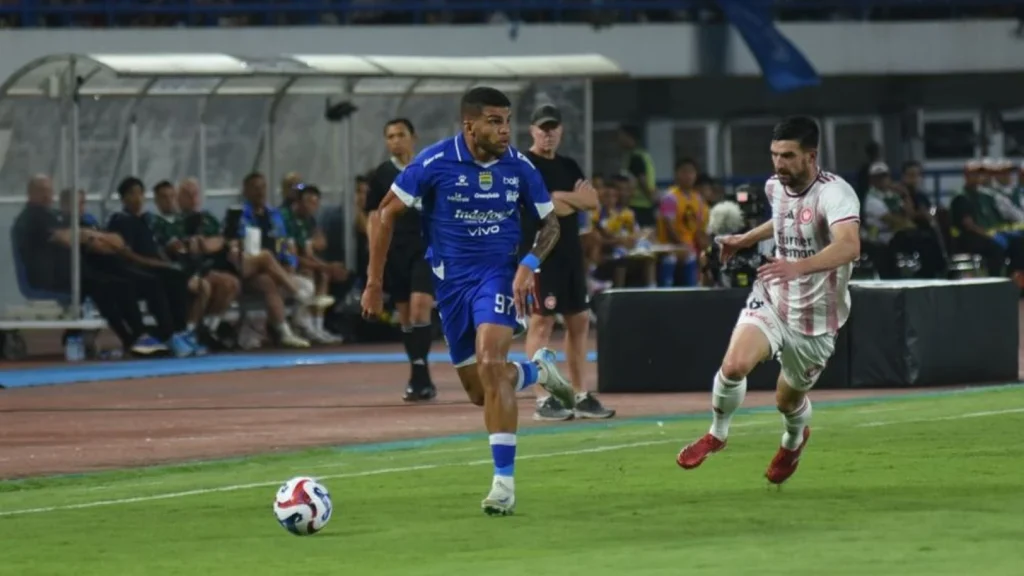 Persib Bandung Menang Tipis Namun Kehilangan Tiga Pemain Kunci